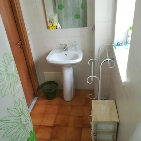 Apartment Corner House *